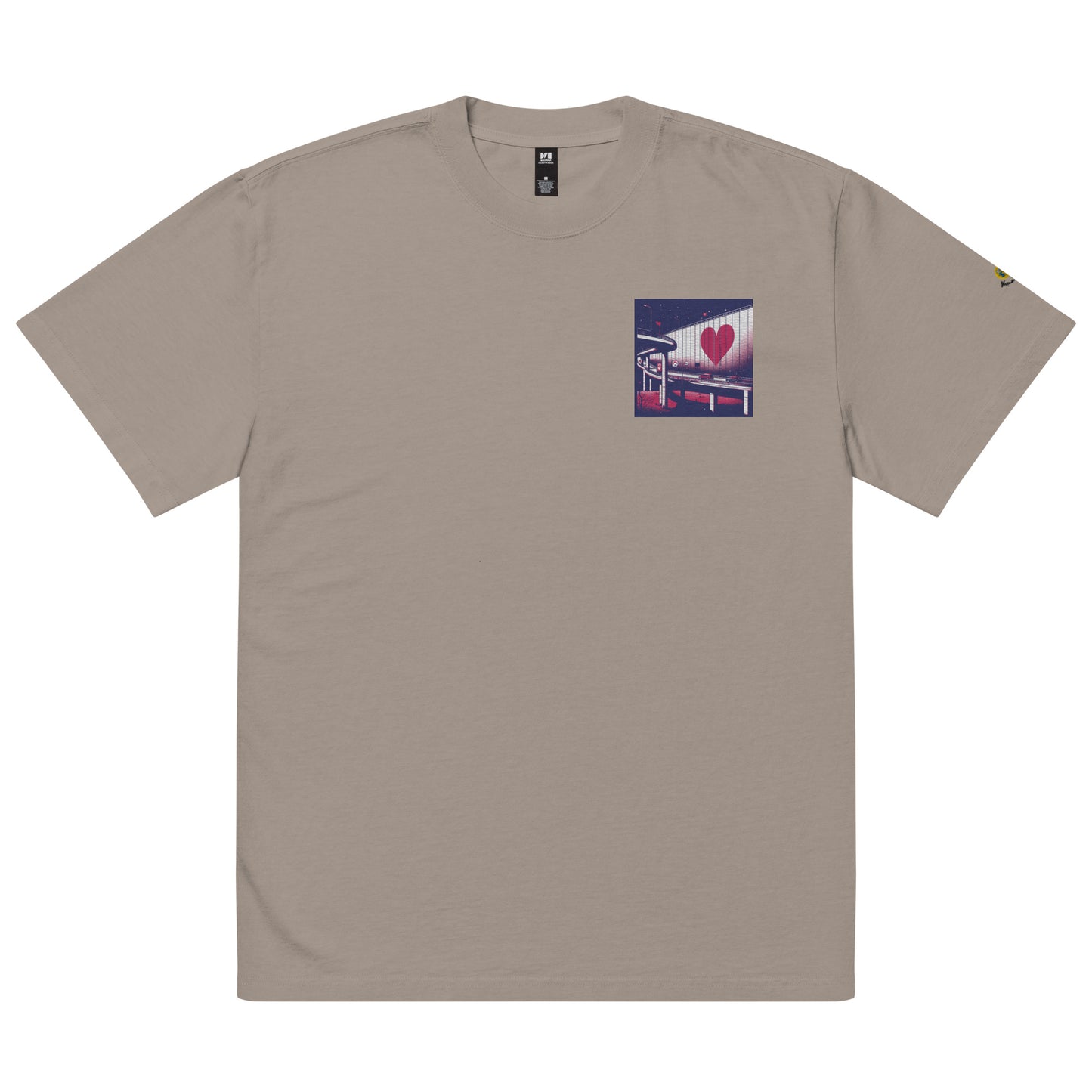 Love in the air Oversized faded t-shirt Limited edition design